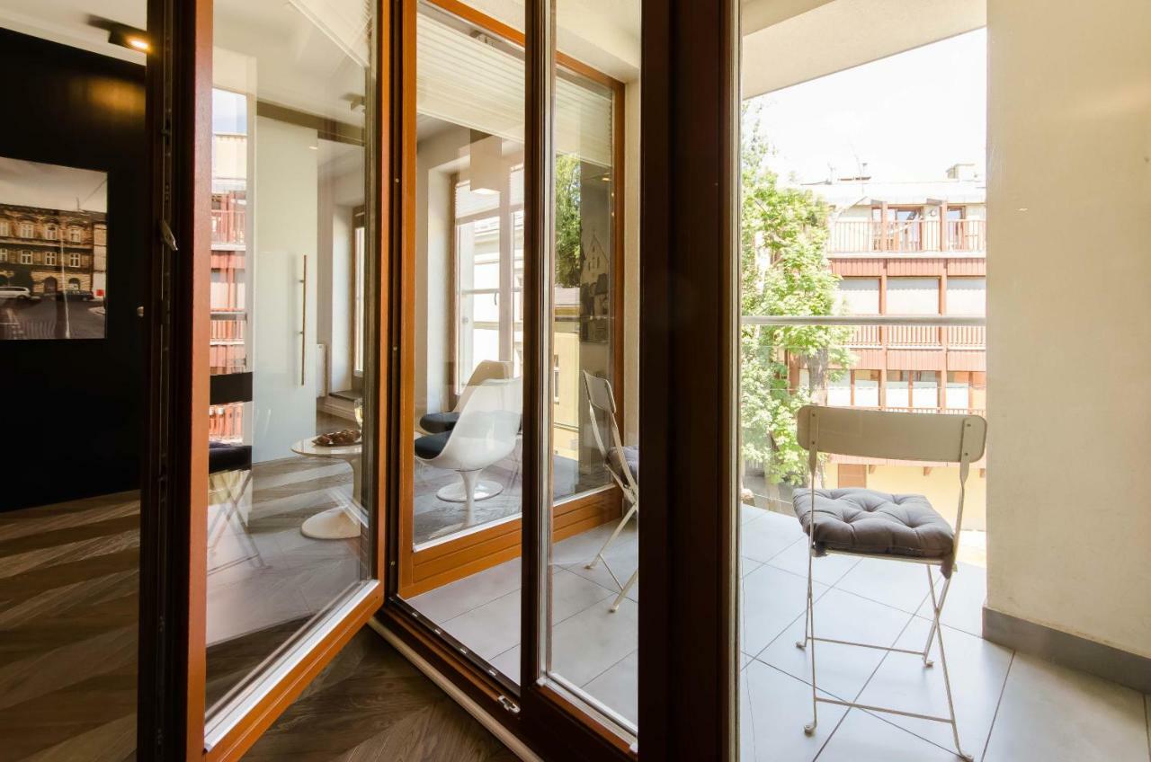 Central Kazimierz Apartment With Balcony 克拉科夫 外观 照片